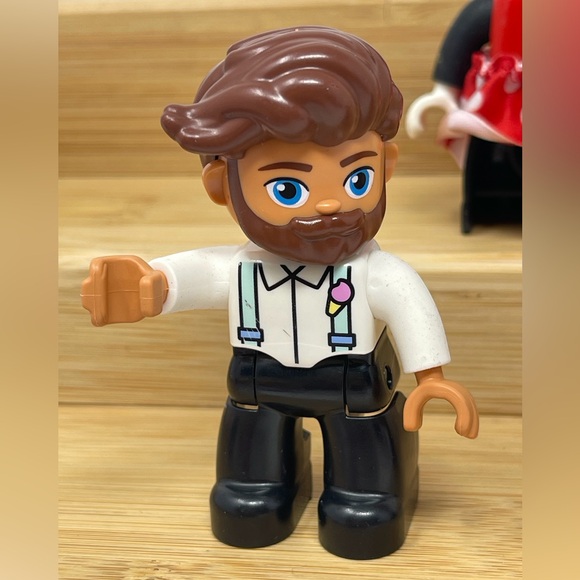 Lego Duplo Mixed Lot of 6 Figures - Minnie Mouse Fireman Astronaut - Picture 7 of 8